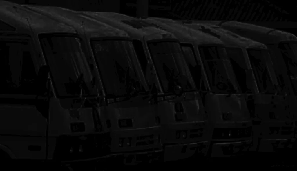 De Rit op Lijn 8: Het Verhaal van Buschauffeur Anand De Rit op Lijn 8: Het Verhaal van Buschauffeur Anand